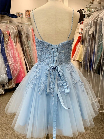 A Line V Neck Tulle Lace Appliques Short Prom Homecoming Dresses