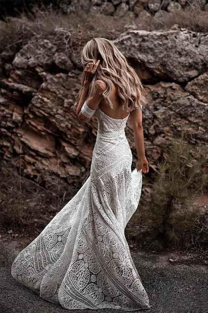 Ivory Lace Beach Wedding Dresses Sweetheart Neck Wedding Dresses  WD335